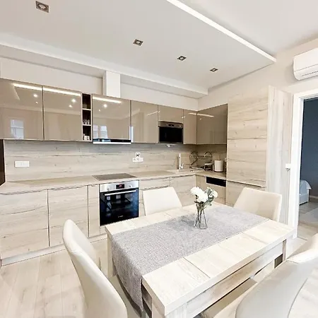 Apartment Myflat Viewpoint 57 *