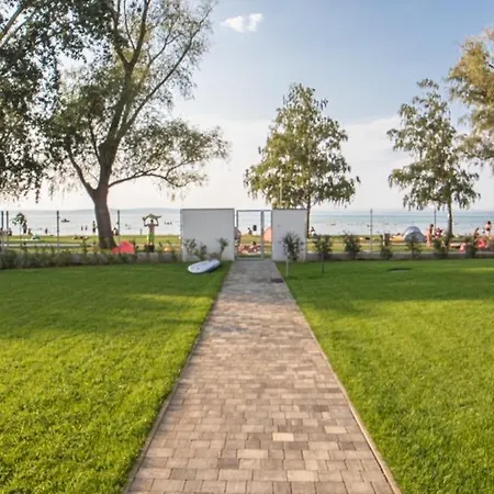 Myflat Viewpoint 57 שיופוק